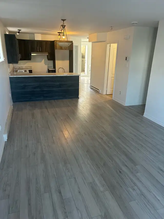 5 1/2 a louer Laval / 5 1/2 for rent Laval