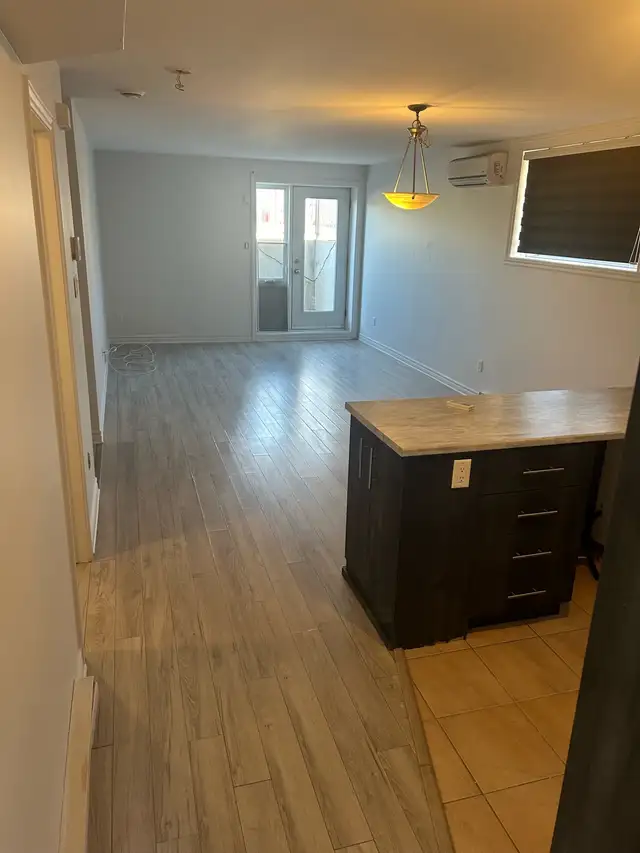 5 1/2 a louer Laval / 5 1/2 for rent Laval - Photo 2