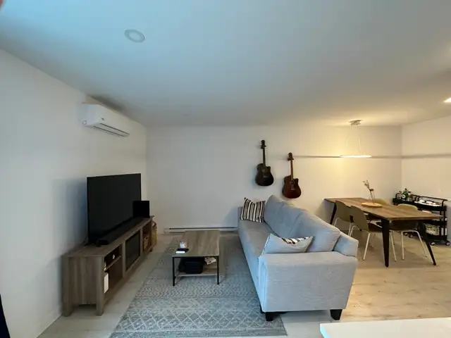 4-1/2 MODERNE À SAINT-HUBERT $1745/MOIS - Photo 5