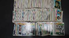 1977   topps  nfl  football  near complet set  511 cards
