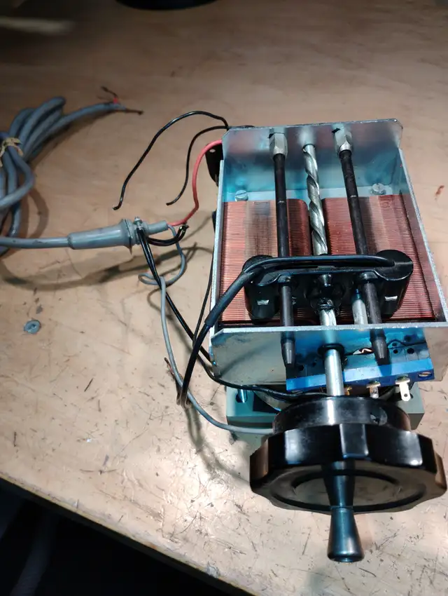 Variable Transformer 1 -15 VAC