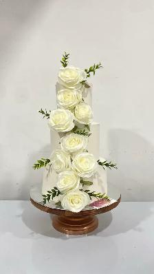 Burn Cakes Custom cakes - Photo 8