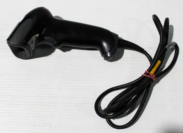 ONE honeywell barcode scanner 1450g ' S/N 19074b0107'