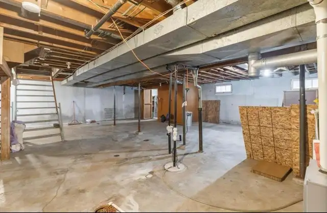 House For Rent - Photo 8