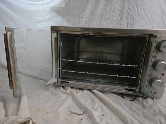Oster Toaster Oven - Photo 3