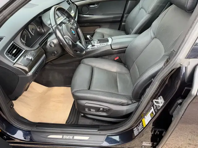 2015 BMW GRAN TURISMO 550i xDrive 4dr Hatchback AWD - Photo 8