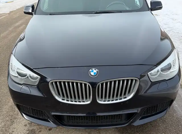 2015 BMW GRAN TURISMO 550i xDrive 4dr Hatchback AWD - Photo 9