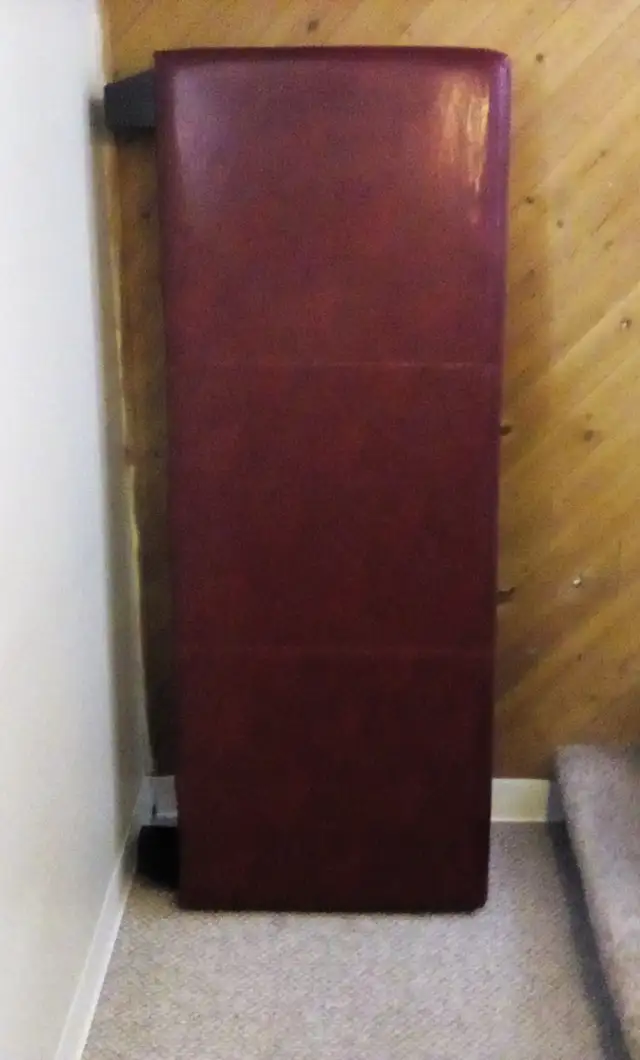 Free bed frame pickup asap