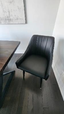 KITCHEN TABLE & CHAIRS - Photo 3