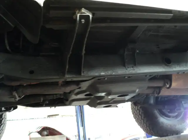 Land Cruiser - Photo 6