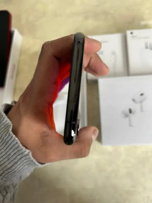 iPhone XS MAX 512GB Mint Condition! - Photo 4