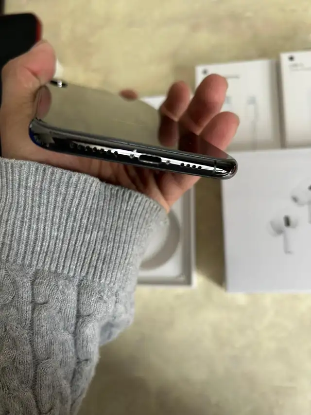 iPhone XS MAX 512GB Mint Condition! - Photo 5