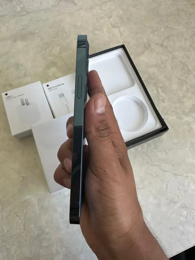 iPhone 12 PRO 512GB Unlocked - Mint Condition! - Photo 5