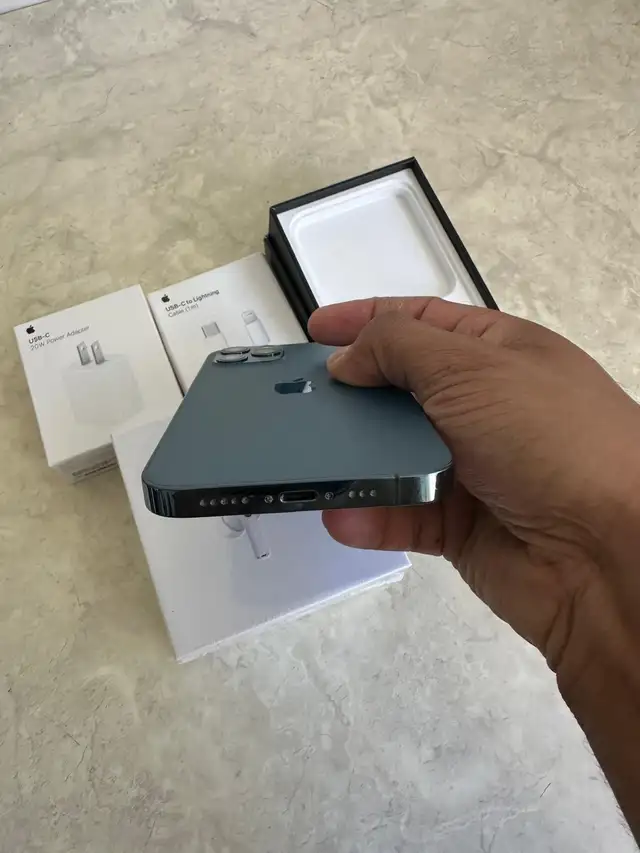 iPhone 12 PRO 512GB Unlocked - Mint Condition! - Photo 6