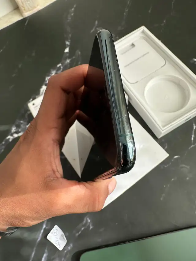 iPhone 11 PRO MAX 512GB - Mint Condition! - Photo 5