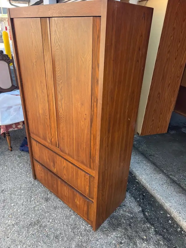 Free delivery used solid wood Wooden Armoire with Drawers - Photo 3