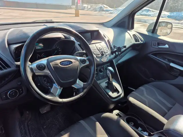 2017 Ford Transit Connect - Photo 4