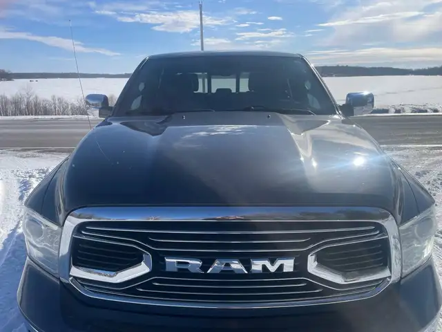 2016 Ram 1500 Eco Diesel NEEDS WORK 4X4 - Photo 5