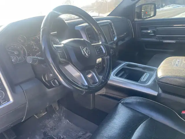 2016 Ram 1500 Eco Diesel NEEDS WORK 4X4 - Photo 7