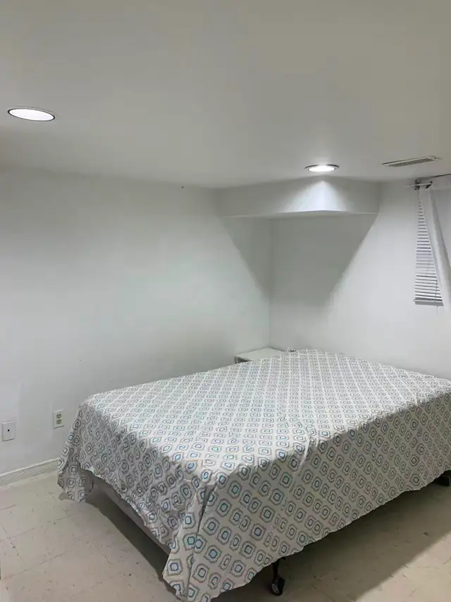 Basement apartment for rent. - Photo 3