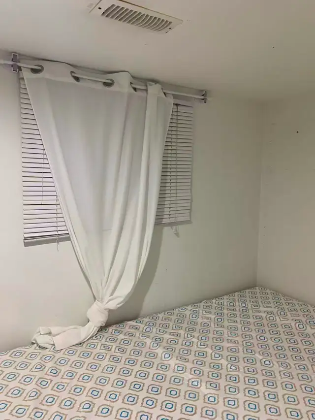 Basement apartment for rent. - Photo 5