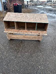 Chicken nesting Box