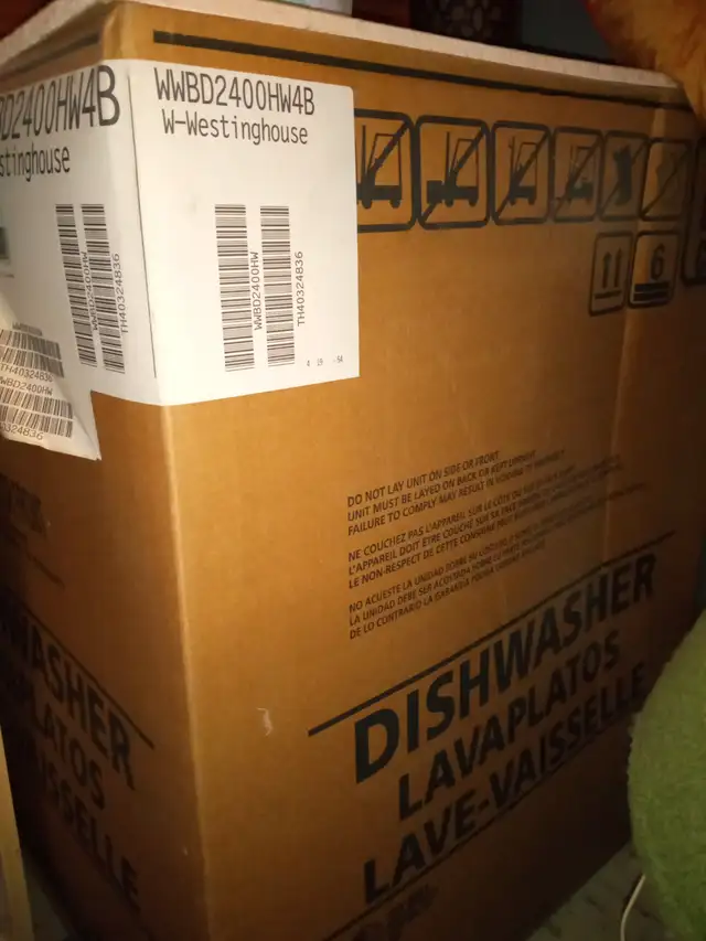 BNIB Westinghouse built-in dishwasher