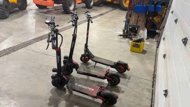 Electric Scooters - Photo 4
