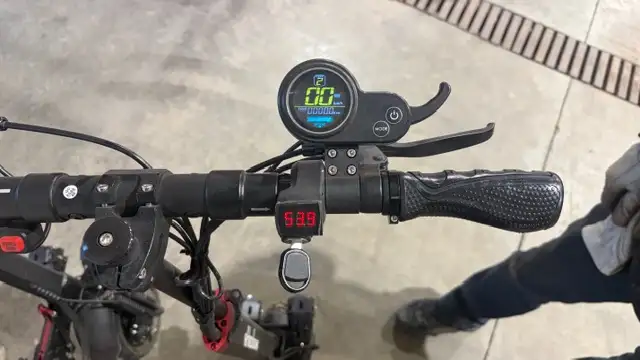 Electric Scooters - Photo 6