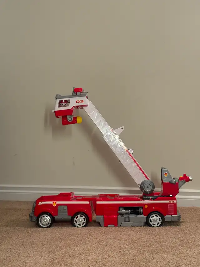 PAW Patrol Ultimate Rescue Fire Truck with Extendable 2 ft. Tall - Photo 2