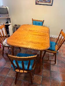 Free delivery used Wooden Dining Table Set with 4 Chairs - Photo 4