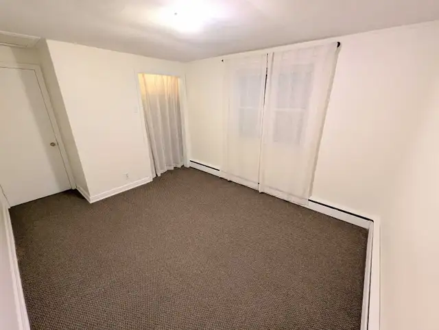 1 Bedroom Apartment Downtown (Unit 2 Duplex) - Photo 2