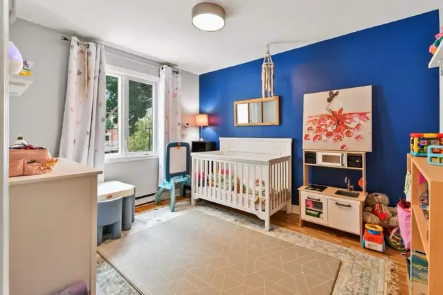 Superbe Appartement 5 1/2 à Montréal - Disponible 1er - Photo 2