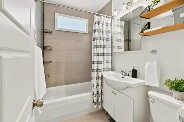 Superbe Appartement 5 1/2 à Montréal - Disponible 1er - Photo 8