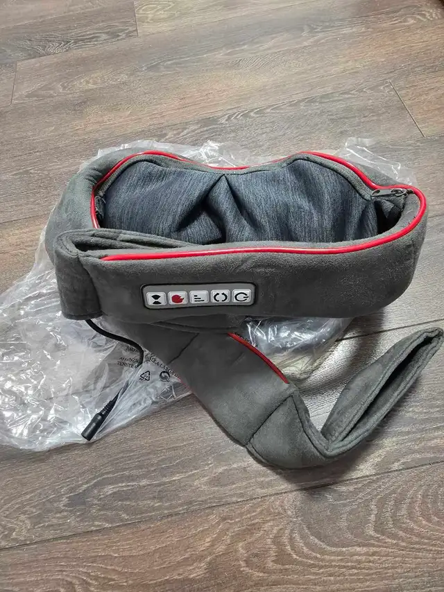 ELLESYE Cordless Shiatsu neck & Shoulder Massager with Heat - Photo 2