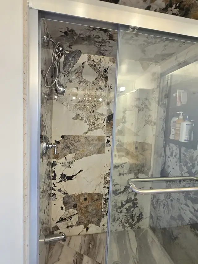 2   1 Bedroom Condo for rent Burnhamthrope & Confederation - Photo 16