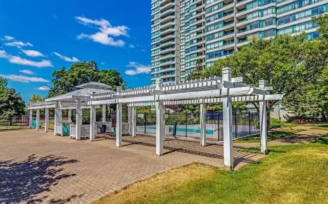 2   1 Bedroom Condo for rent Burnhamthrope & Confederation - Photo 29