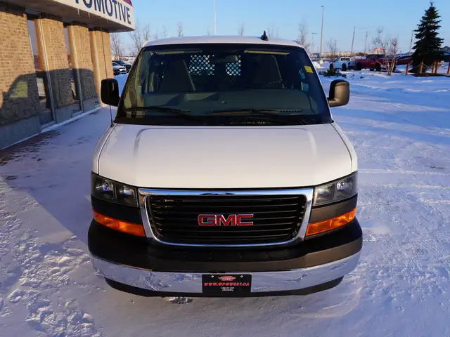 2023 GMC Savana Cargo Van SAVANA 2500 CARGO VAN, VERY LOW KMS ST - Photo 7