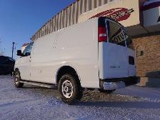 2023 GMC Savana Cargo Van SAVANA 2500 CARGO VAN, VERY LOW KMS ST - Photo 11
