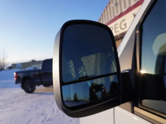 2023 GMC Savana Cargo Van SAVANA 2500 CARGO VAN, VERY LOW KMS ST - Photo 15