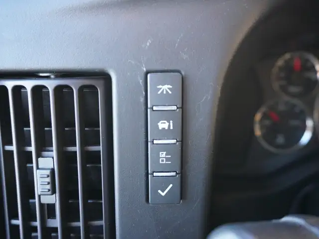 2023 GMC Savana Cargo Van SAVANA 2500 CARGO VAN, VERY LOW KMS ST - Photo 22