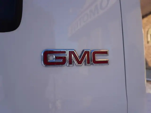 2023 GMC Savana Cargo Van SAVANA 2500 CARGO VAN, VERY LOW KMS ST - Photo 36