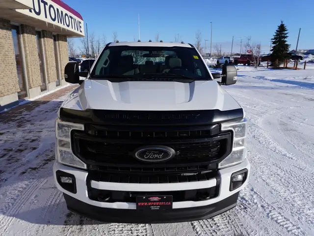 2022 Ford F-250 XLT CREW, FX4 SPORT & BLACKOUT PACKAGES & BUCKET - Photo 9