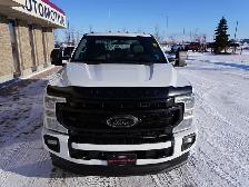 2022 Ford F-250 XLT CREW, FX4 SPORT & BLACKOUT PACKAGES & BUCKET - Photo 9