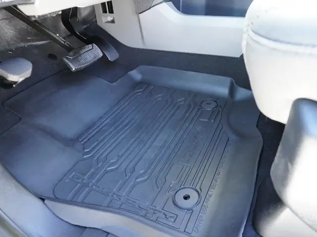 2022 Ford F-250 XLT CREW, FX4 SPORT & BLACKOUT PACKAGES & BUCKET - Photo 25