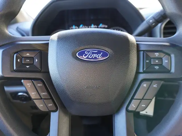 2022 Ford F-250 XLT CREW, FX4 SPORT & BLACKOUT PACKAGES & BUCKET - Photo 27