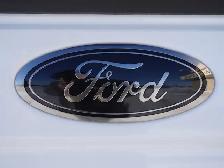 2022 Ford F-250 XLT CREW, FX4 SPORT & BLACKOUT PACKAGES & BUCKET - Photo 52