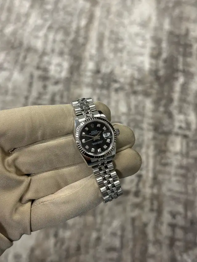 Rolex Datejust 26mm Diamond Dial - Photo 3