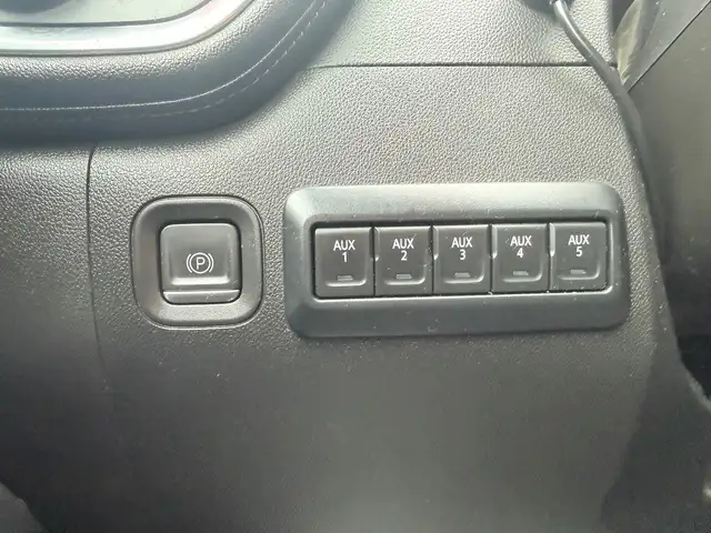 2023 Chevrolet Silverado 2500 HD LT 4X4 Crew Cab, 6.6L V8, Remot - Photo 12