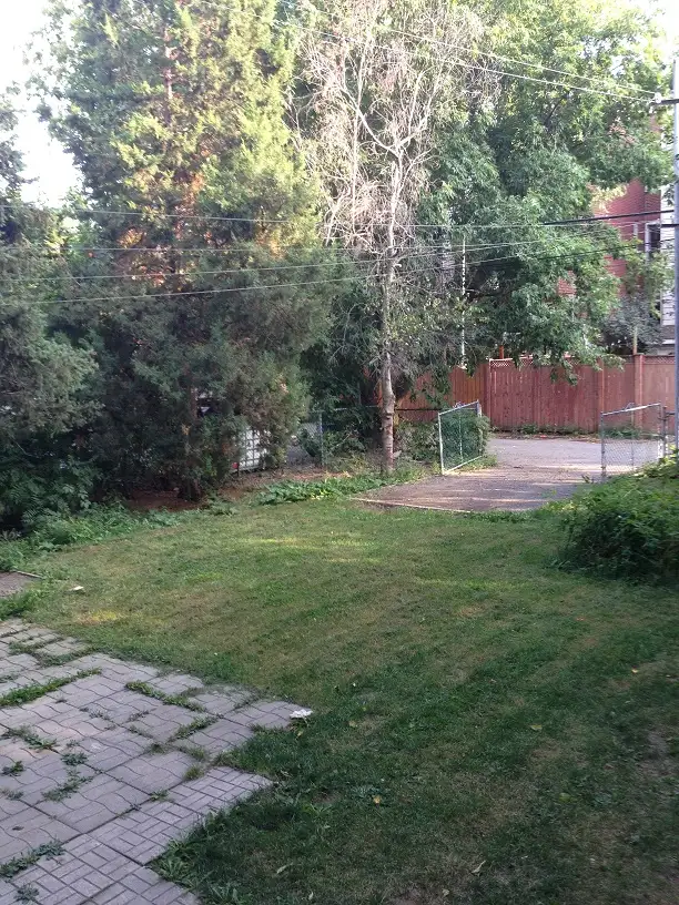 HOMA 1er juil, 2 ch, cour privée terrasse parking, métro Préfont - Photo 2